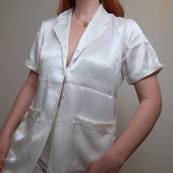 Vintage 80s cream satin top pants pajama set S/M - Picture 2 of 6